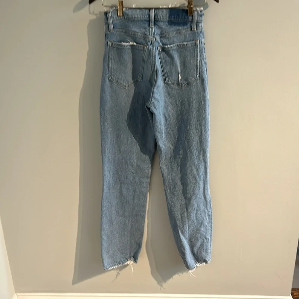 Abercrombie The 90s Straight Ultra‎ High Rise Jeans